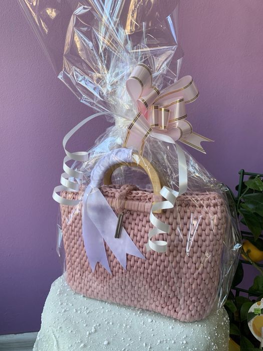 Дамска чанта ръчна изработка.