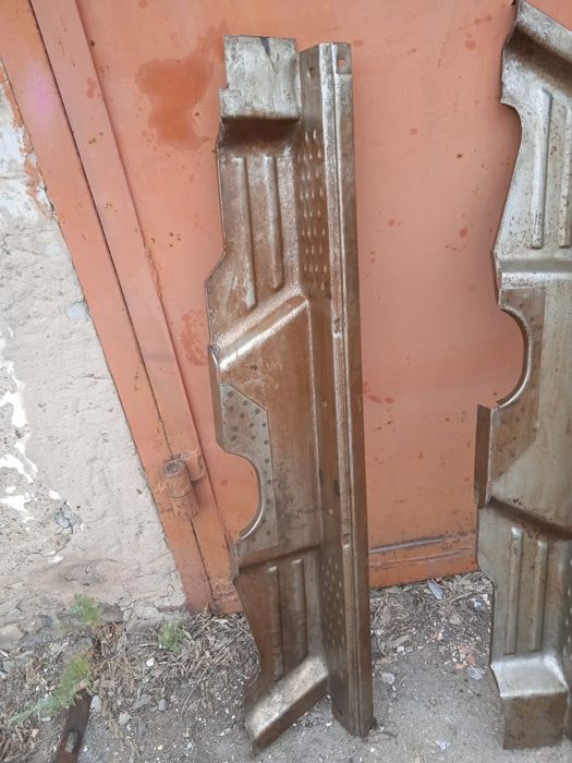 Запчасти на УАЗ, ГАЗ.