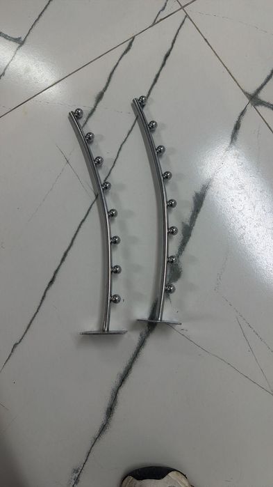 Продам кронштейны для одежды на вешалках