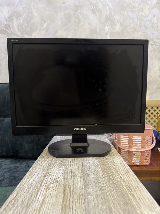 продаю моинтор 60герц