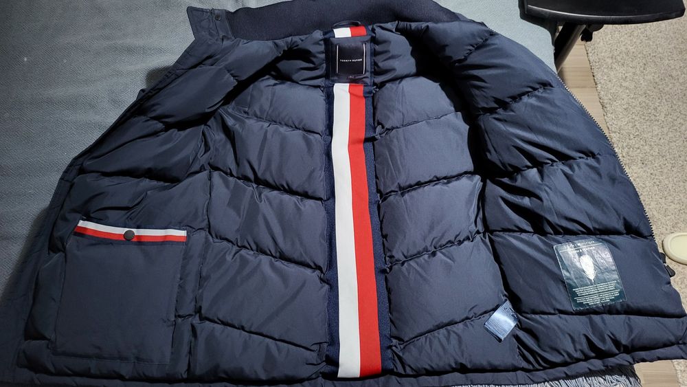 Geaca iarna Tommy Hilfiger