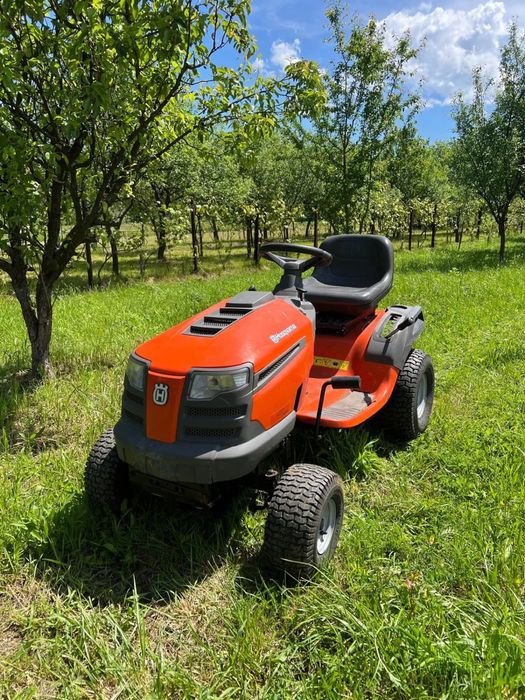 Tractor Tuns Iarba husqvarna iarba livada Gradina