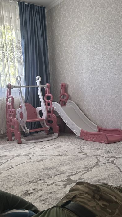 Детская игровая качеля и горька