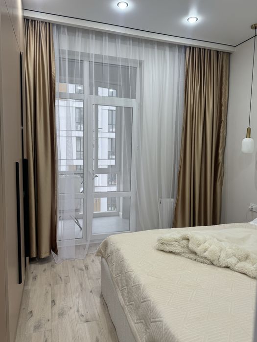 Продаю шторы новые