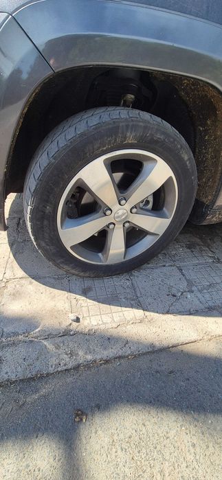 Всесезонни гуми- 265/50R20- 2 броя