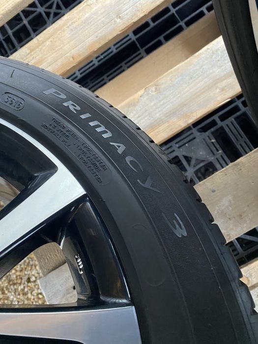 225/50/18 Мишелин Летни