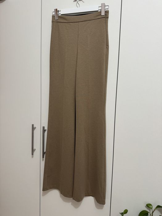 Pantaloni evazati cu talie inalta bej maro Zara marimea S