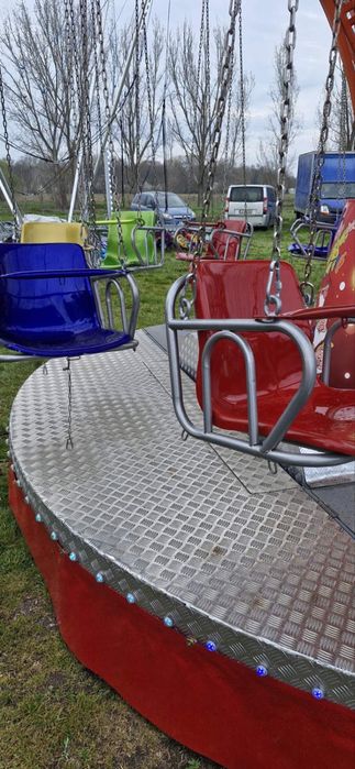 Детска люлка атракцион