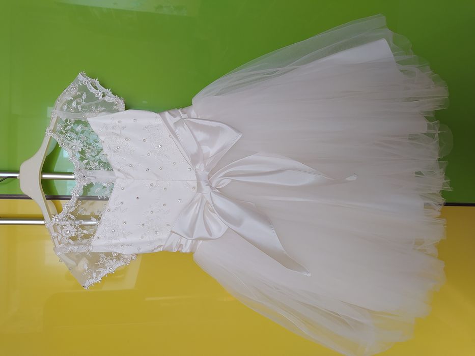 Шикарное и нежное платье для девочки