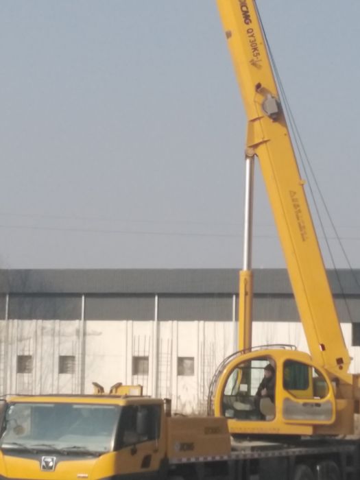 Кран хизмати 35тонали 40 метир гусок билан 48 метир толов хохлаган ус