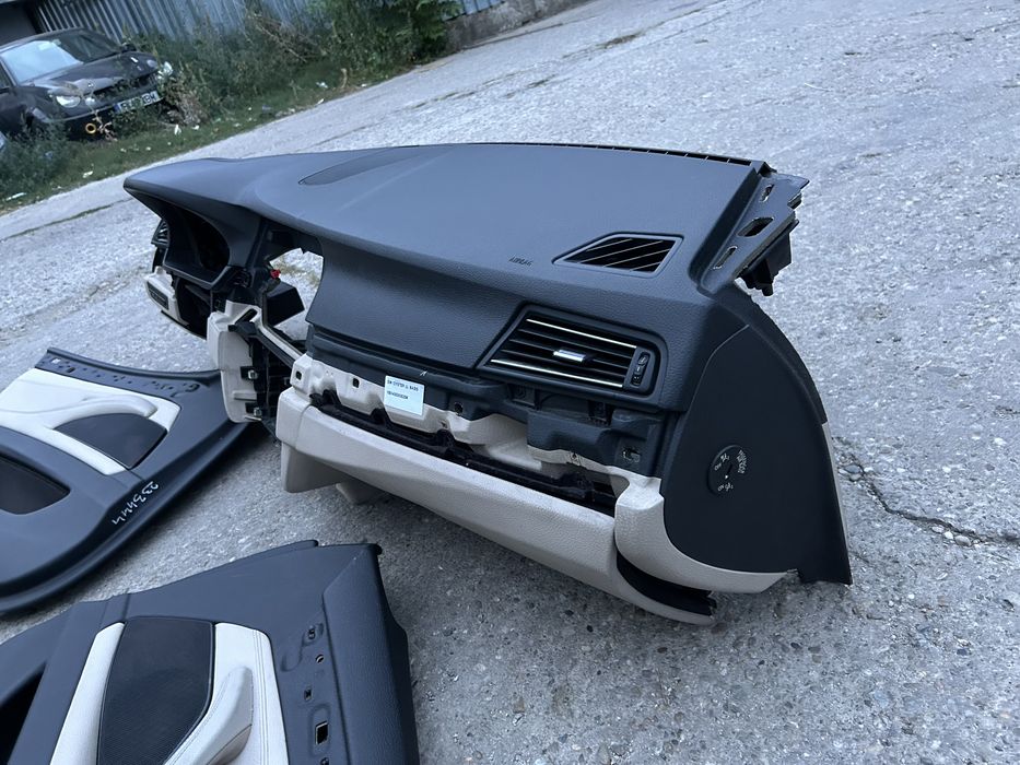 Panou fete usi bmw f10 f11 oyster fete usi oyster harman kardon