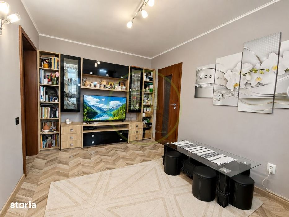 Vanzare apartament 3 camere Florilor Brasov