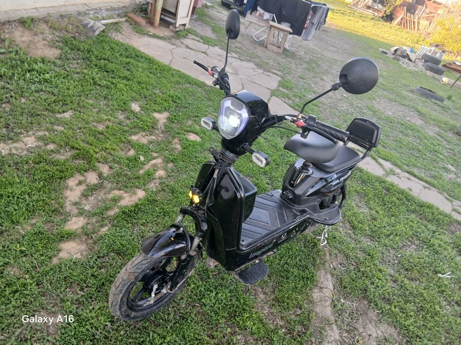 Скутера Гарантей нету