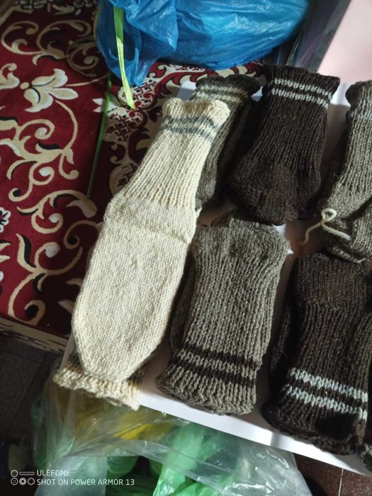 Вълнени чорапи (ръчна изработка)