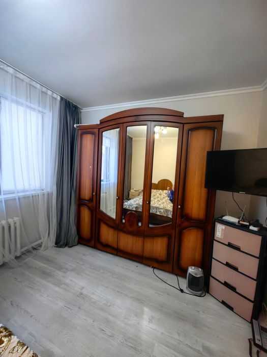 Продам шкаф и кровать