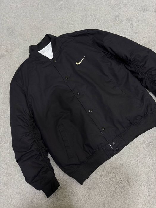 Бомбер nike stussy