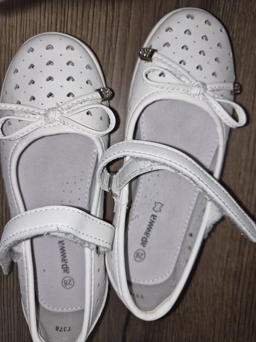 Детски обувки 28 номер и 27 номер