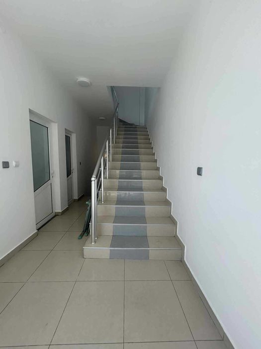 Дава се под наем Магазин в Попово - 20 кв.м за 178.5 € - Снимка #2