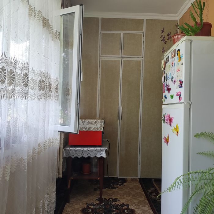 2-комнатная квартира на 1-м этаже в г. Ангрен