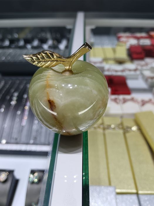 Qimmat tosh miyaga dam beradi