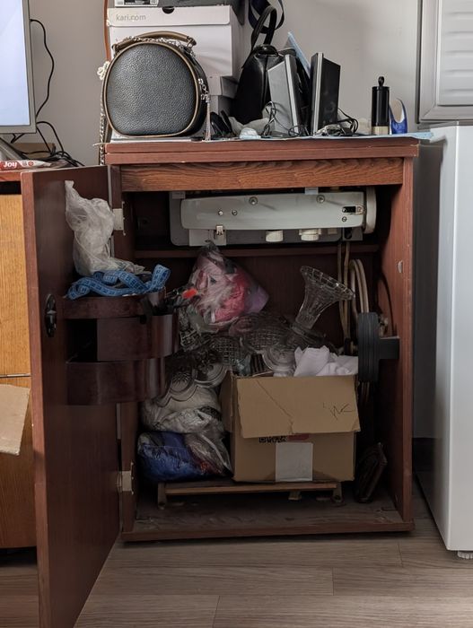 Швейная машина ножная