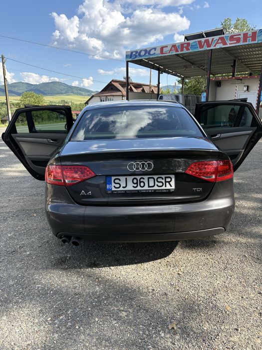 Audi A4 B8 2.0 TDI – 2011 | Manuală | Berlină