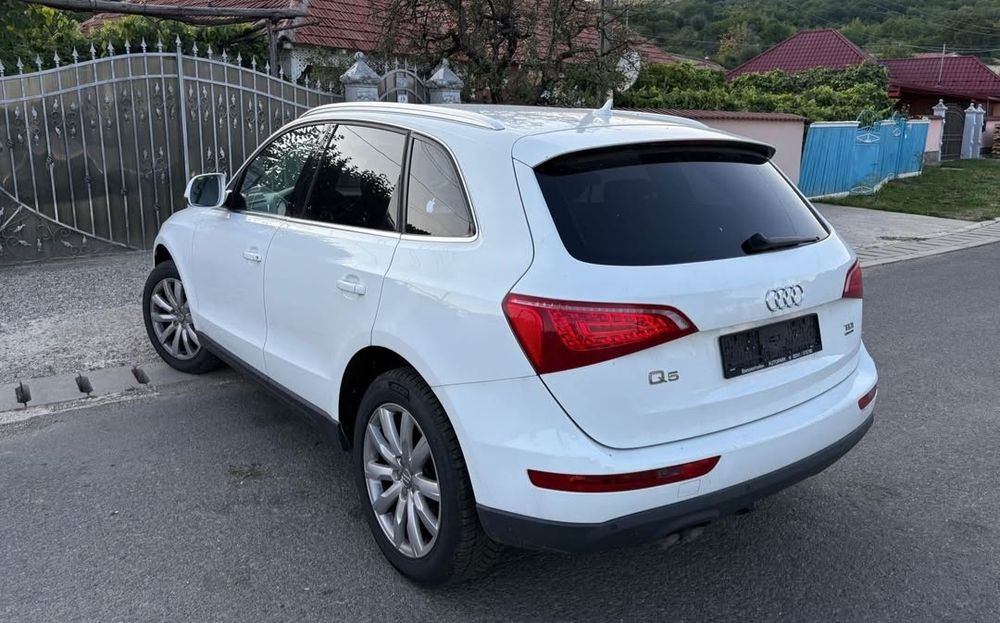 Audi Q5 2.0tdi automat 4x4