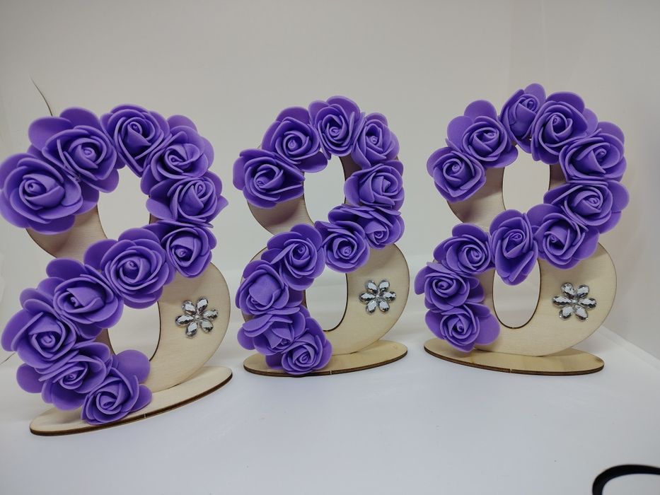 До края на м. Февруари цената е  3 евро за брой Дървени осмици за осми