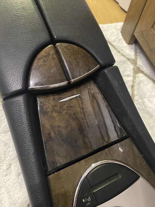 Cupholder mercedes w211 w219