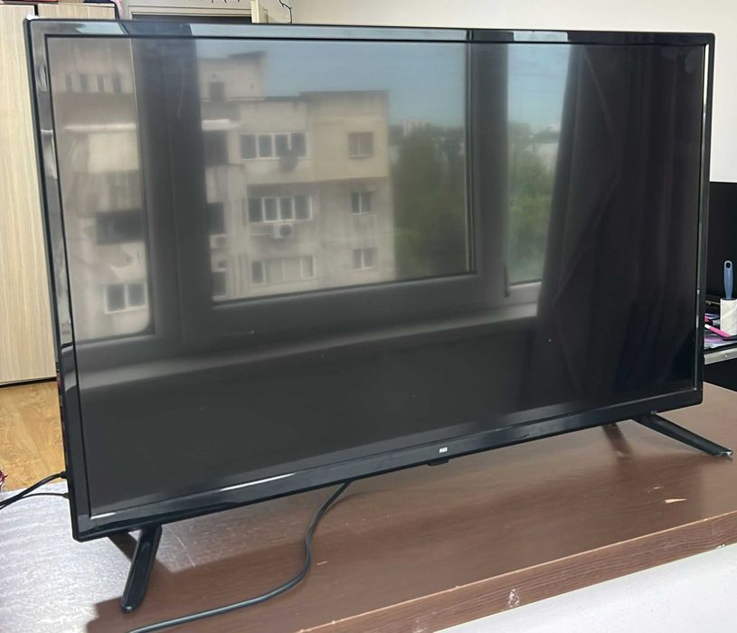 Televizor NEI Smart TV  FULL HD  80 cm – stare foarte bună
