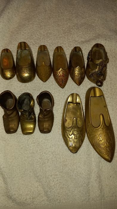 11 papucei drăguți din bronz