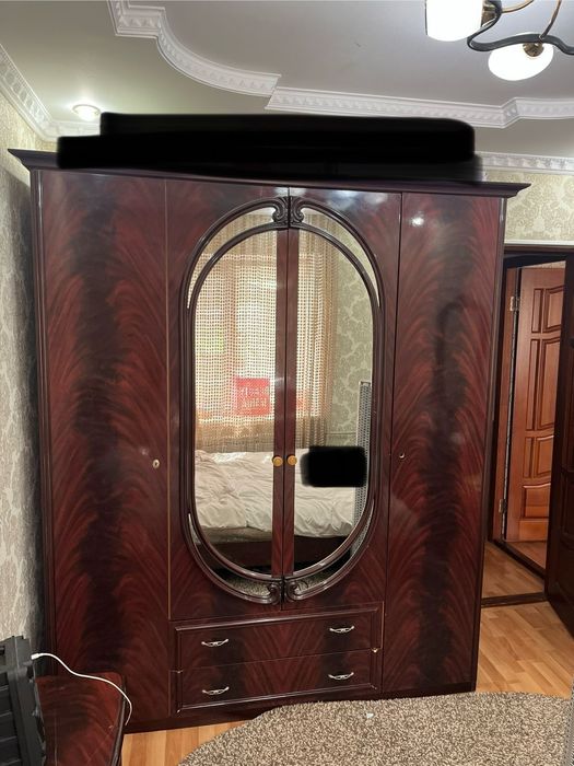 Спальный гарнитур