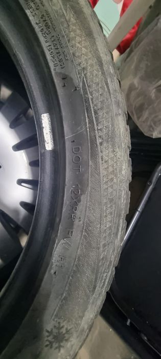 Capace VW originale,15 inci,urme de uzura,fara crăpături ,stare bună!