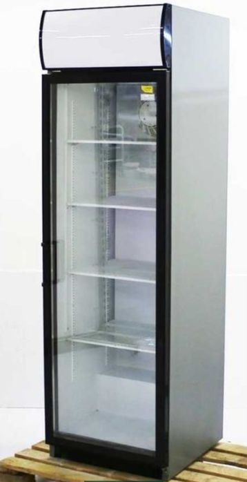 Холодильники выставочные