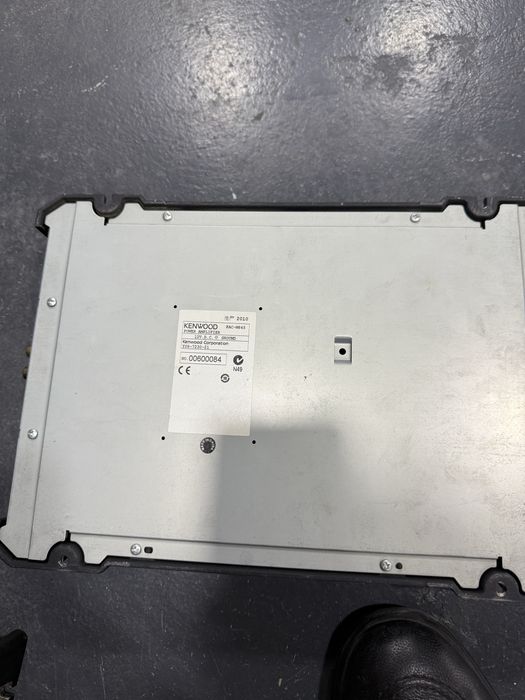 Kenwood 720w 4ta kanalli usilitel aybi yo