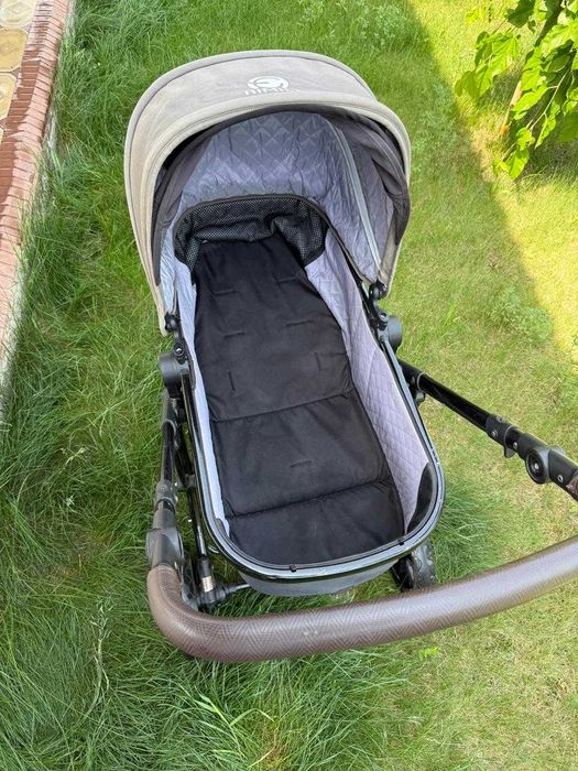 Коляска детская ameli