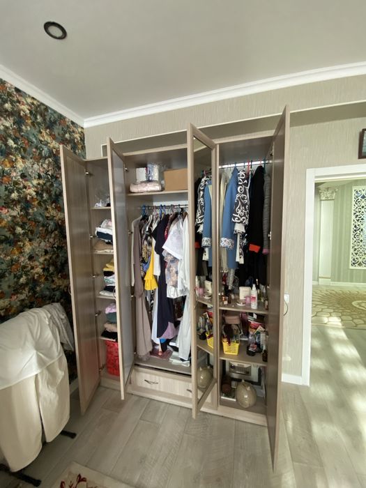 Шкаф для спальной комнаты