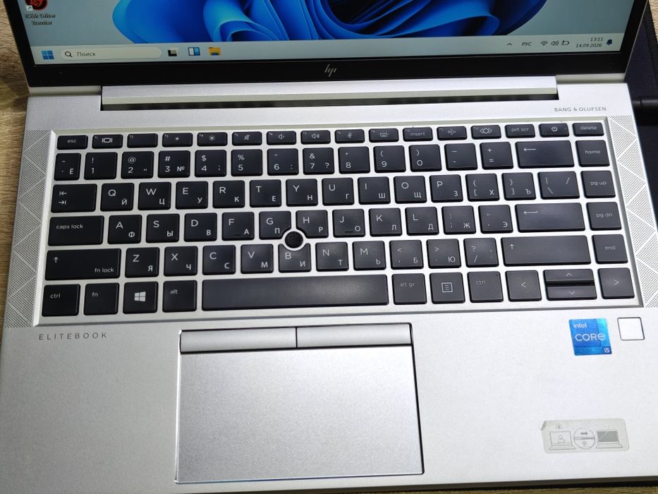 Ноутбук hp i5/ssd