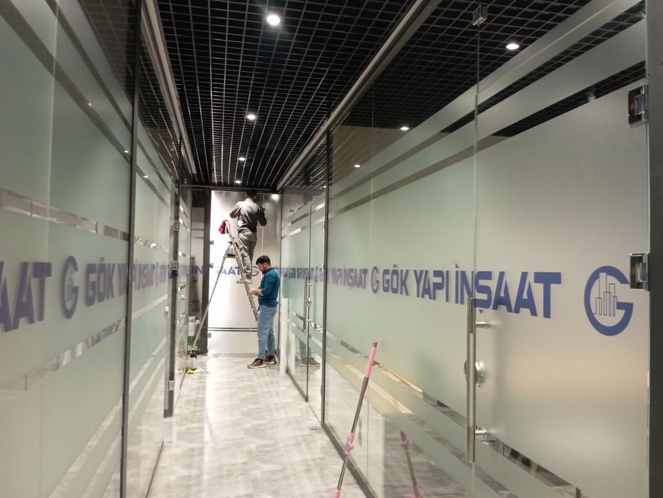 Матовая пленка декоративная самоклейка тонировка Оракал для стекла