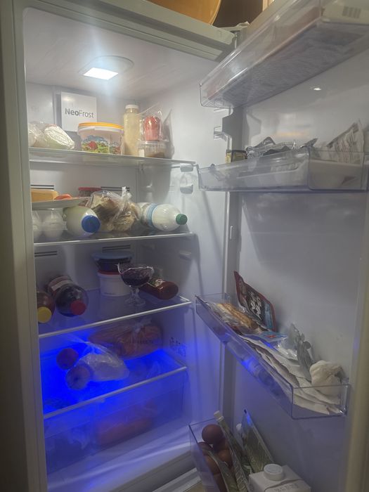 Холодильник сенсорный