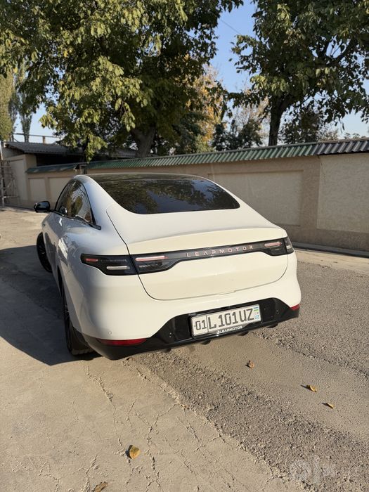 Leapmotor c01 nasiya savdoga gibrid 2025yil 30.000probeg