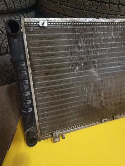 Продам радиатор на газель