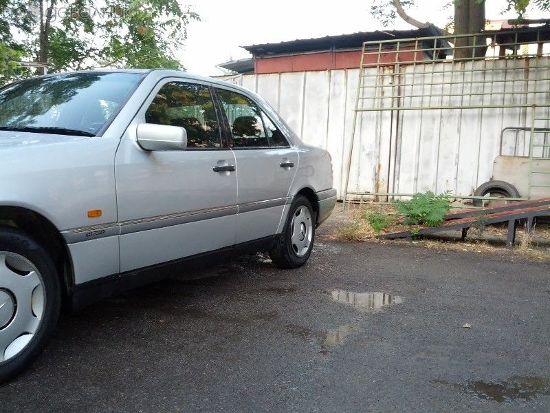 Mercedes-benz C200 на части