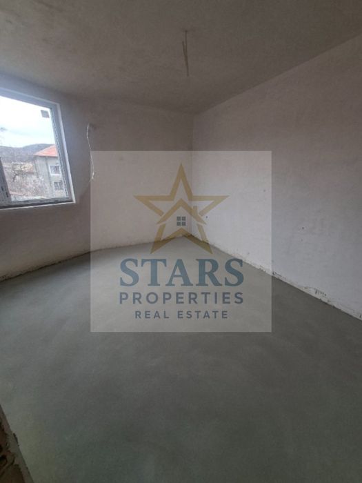Продава се Тристаен апартамент в Варна, Виница - 76 кв.м за 765 €/кв.м - Снимка #4