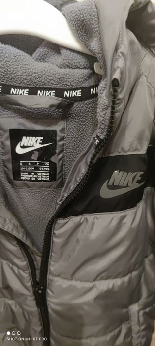 Geaca Nike copii 116-122 4-6 ani