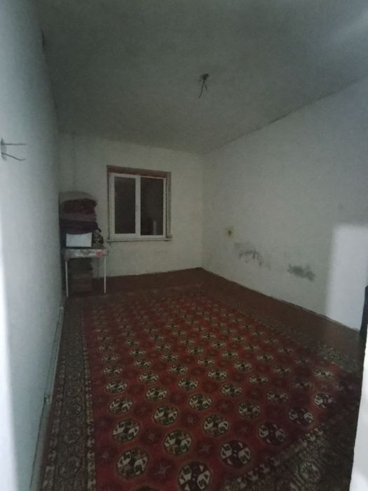 Уй сотилади - 3 хонали, 77м², Чирчик Шахар 10-мкр 17-дом