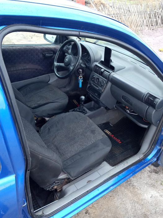Opel Corsa, 1995 года
