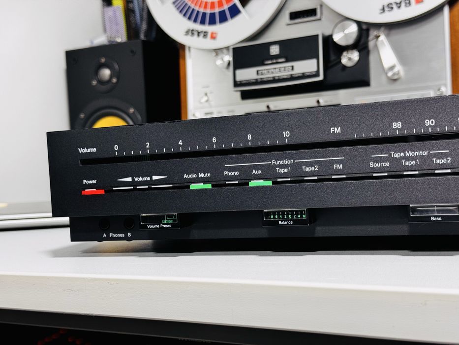 Amplificator/Receiver Nakamichi 730,anii 1978,105W/canal,17.2 kg,Japan