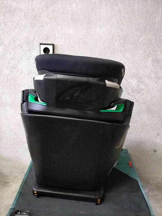 Стол за кола Maxi-Cosi Kore Pro i-Size Isofix