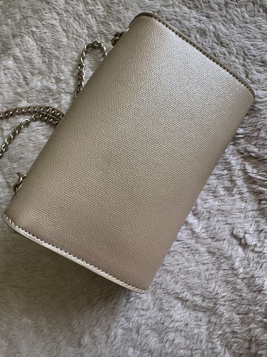 Златиста чанта VALENTINO di Mario Valentino